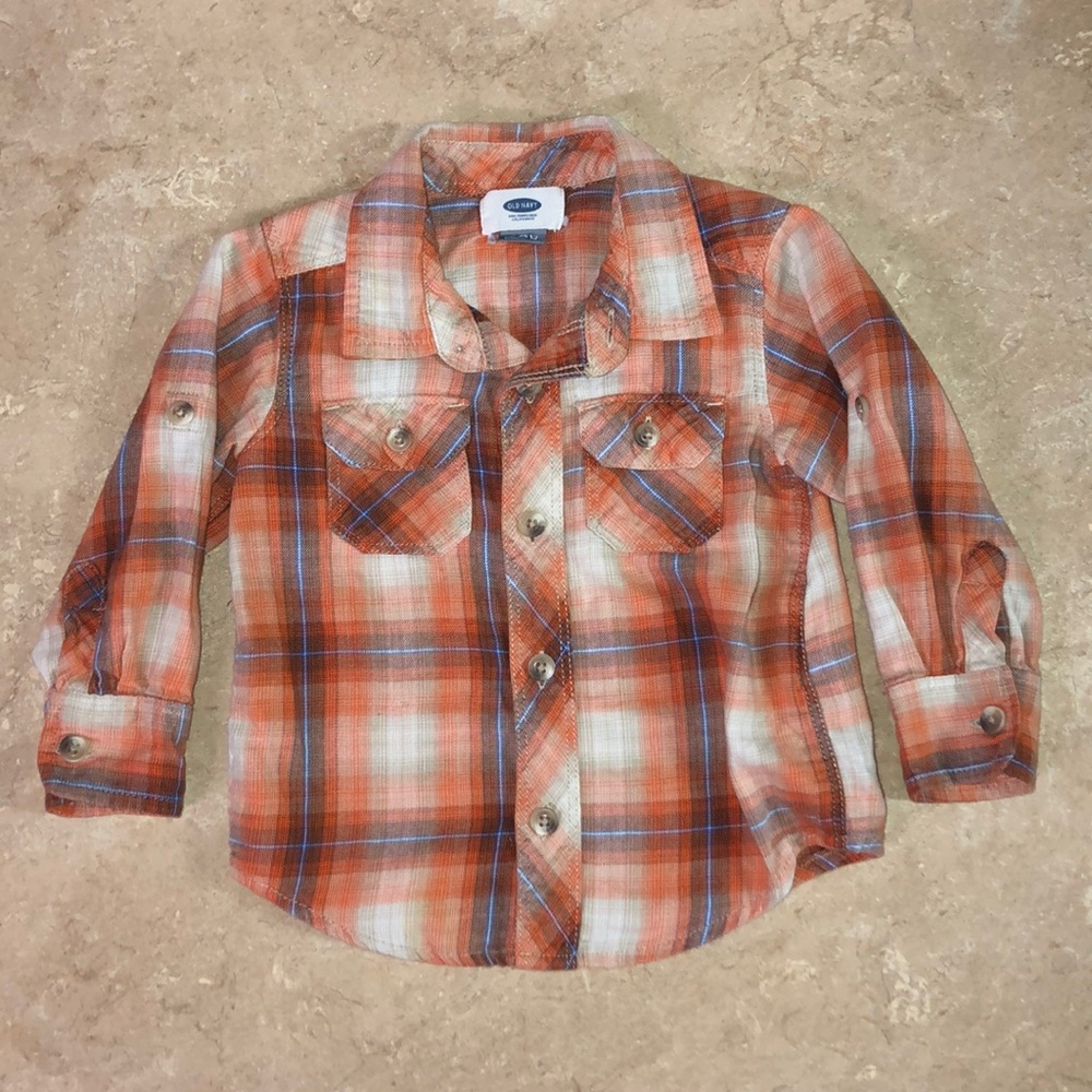 Boys 18-24m lot - 3 Buttondown shirts / 2 jeans - Picture 4 of 8